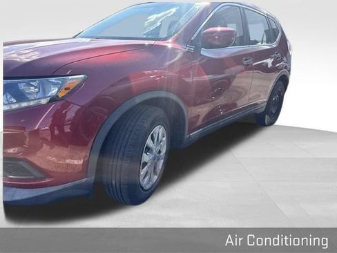 Used 2016 Nissan Rogue S AWD/4WD image 6