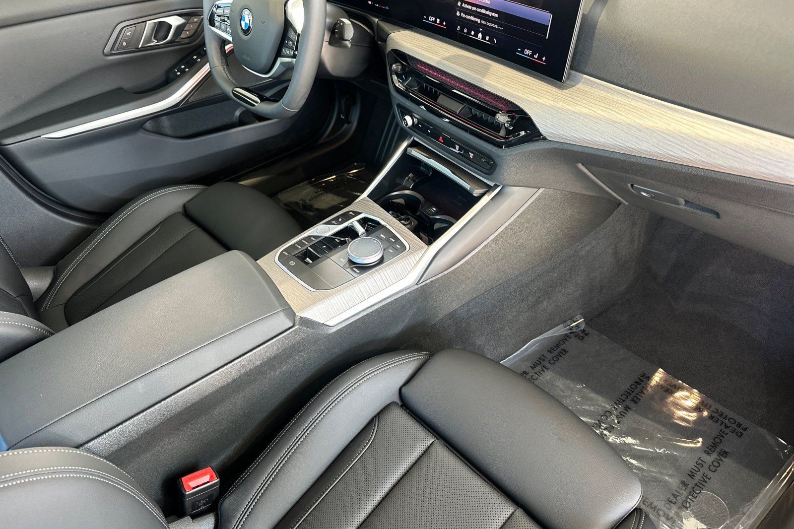 Used 2026 BMW 330i Sedan w/ Premium Package RWD image 19