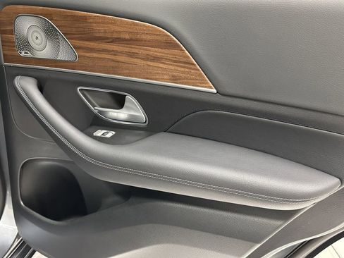 Certified 2025 Mercedes-Benz GLE 350 4MATIC image 18