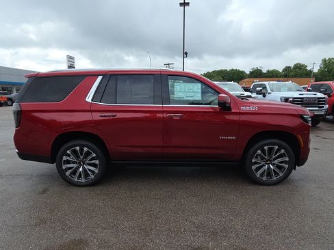 New 2026 Chevrolet Tahoe High Country AWD/4WD image 9