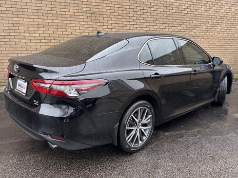 Used 2024 Toyota Camry XLE w/ Cold Weather Package image 13