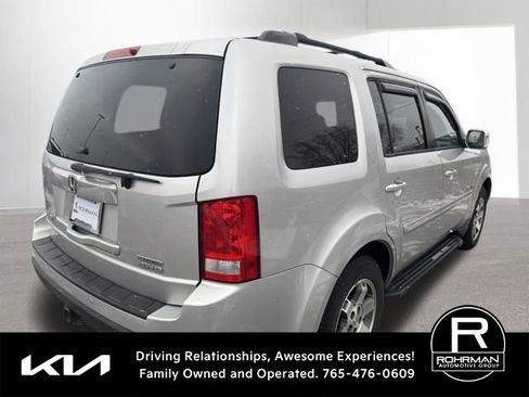 Used 2010 Honda Pilot Touring image 4