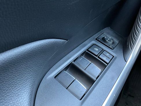 Used 2024 Toyota RAV4 XLE image 21