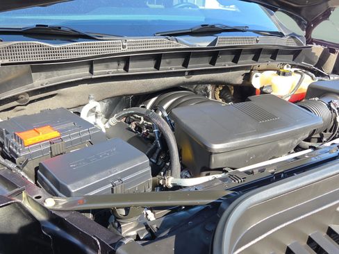 Used 2024 GMC Sierra 1500 AT4 w/ Technology Package image 33