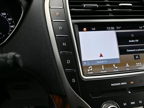 Used 2016 Lincoln MKX Reserve w/ Climate Package AWD/4WD image 21