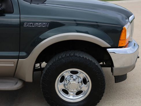 Used 2000 Ford Excursion Limited image 12
