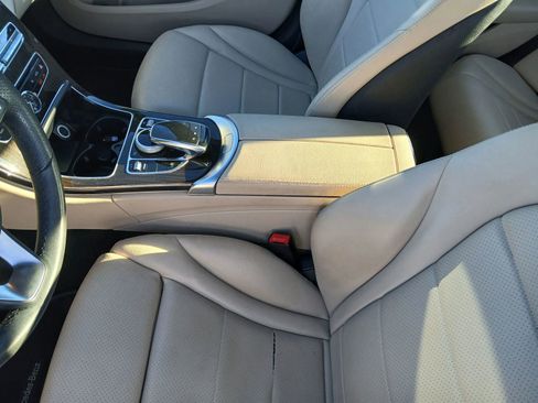 Used 2018 Mercedes-Benz C 300 Sedan w/ Multimedia Package image 8