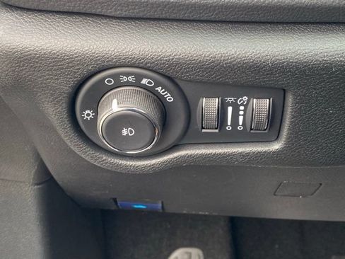 New 2026 Chrysler Pacifica Pinnacle AWD/4WD image 26