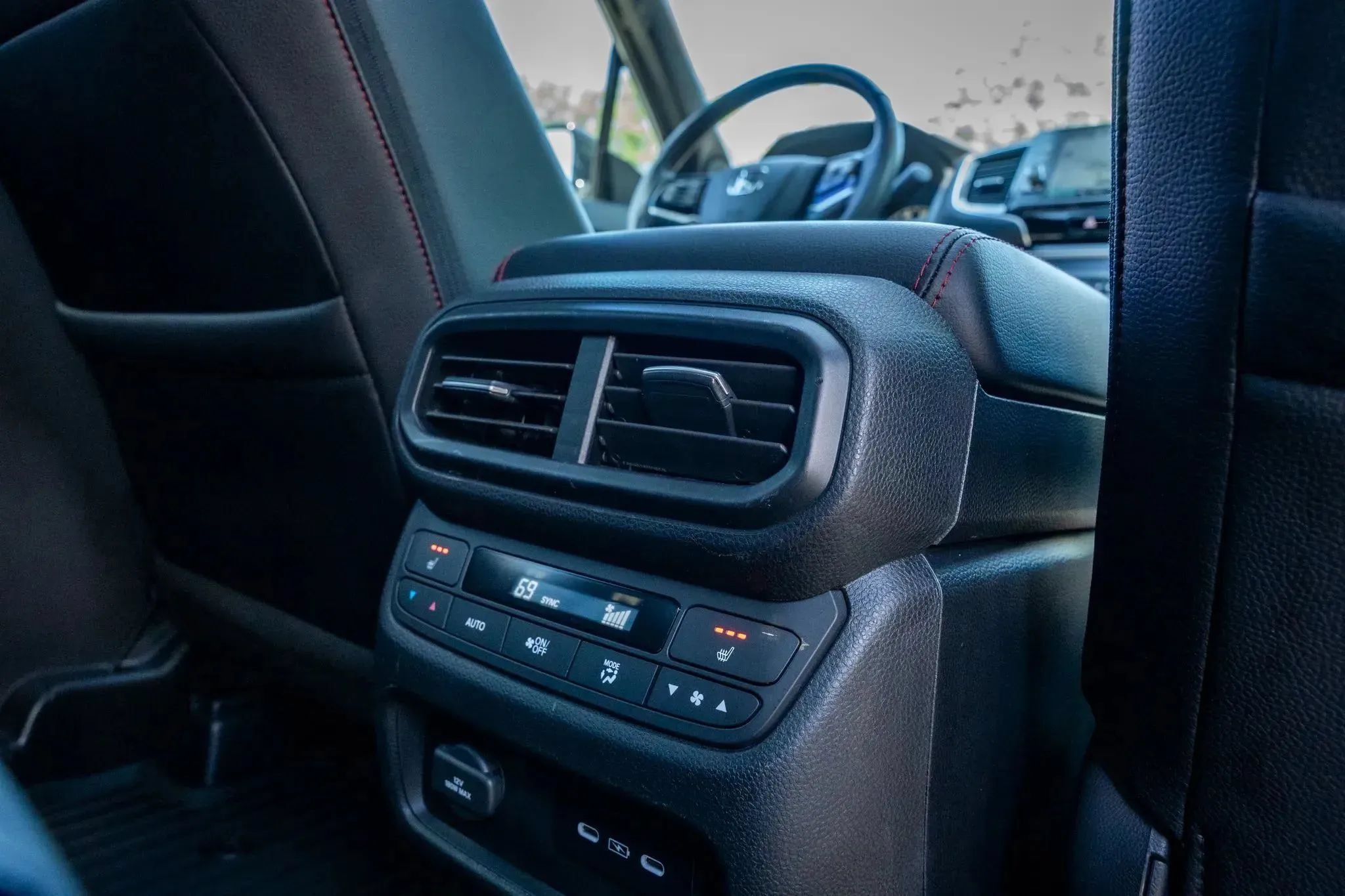 Used 2024 Honda Ridgeline Black Edition image 15