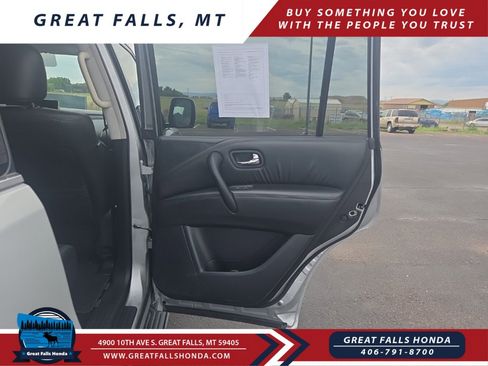 Used 2022 Nissan Armada SV image 15