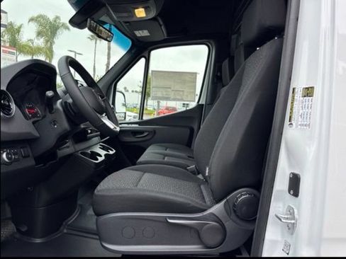 New 2026 Mercedes-Benz Sprinter 2500 image 7