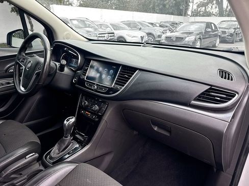 Used 2019 Buick Encore Preferred FWD image 27
