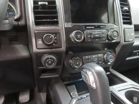 Used 2020 Ford F150 XLT w/ Equipment Group 302A Luxury AWD/4WD image 54