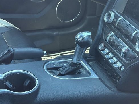 Used 2018 Ford Mustang Premium RWD image 8