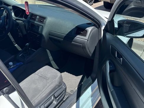 Used 2016 Volkswagen Jetta S FWD image 15