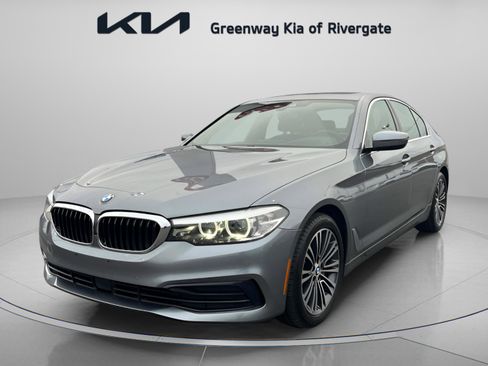 Used 2019 BMW 530i xDrive image 3