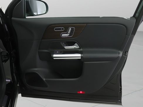 Certified 2026 Mercedes-Benz GLA 250 4MATIC image 21