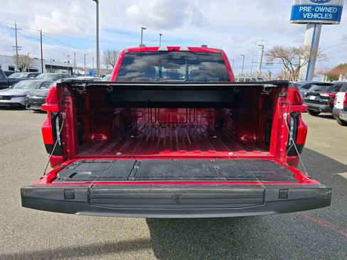 Used 2025 Ford F150 Lightning Platinum image 9
