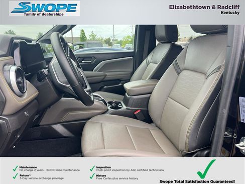 Used 2025 Chevrolet Colorado ZR2 w/ Technology Package AWD/4WD image 15