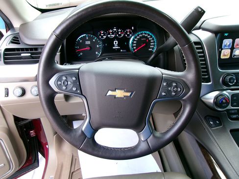 Used 2017 Chevrolet Tahoe LT w/ LT Signature Package image 19