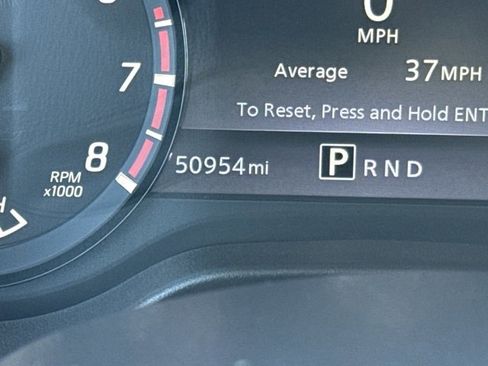 Used 2021 Nissan Titan PRO-4X w/ Pro-4x Convenience Package image 19