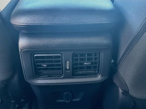 Used 2025 Toyota RAV4 LE AWD/4WD image 26