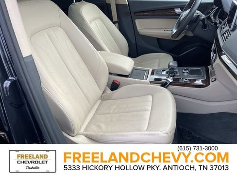 Used 2020 Audi Q5 2.0T Premium Plus w/ Premium Plus Package image 29