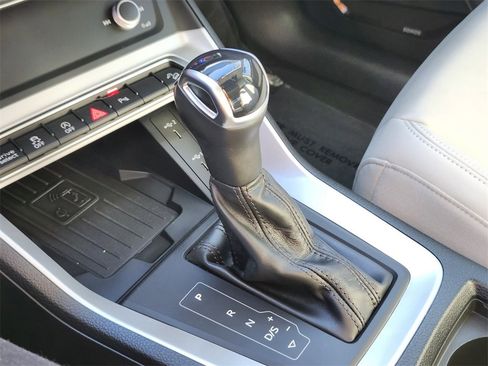 Used 2024 Audi Q3 2.0T Premium Plus image 24