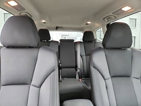 Used 2021 Subaru Ascent Premium w/ Convenience Package image 19