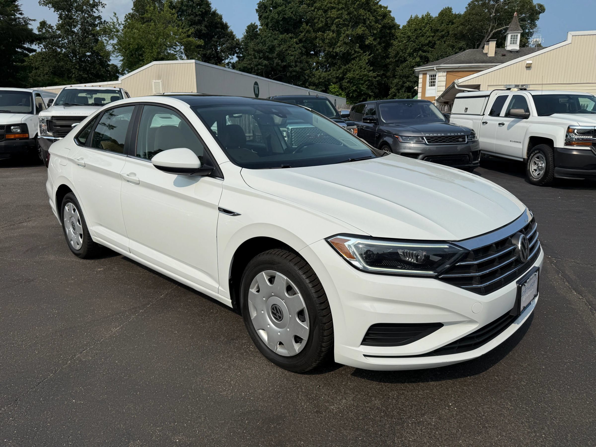 Used 2021 Volkswagen Jetta SEL FWD image 4