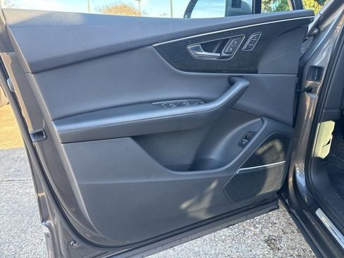 Used 2021 Audi Q7 3.0T Premium Plus w/ Executive Package image 20