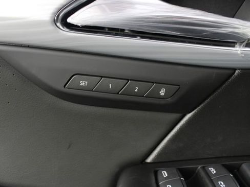 New 2026 Buick Envision Avenir image 17