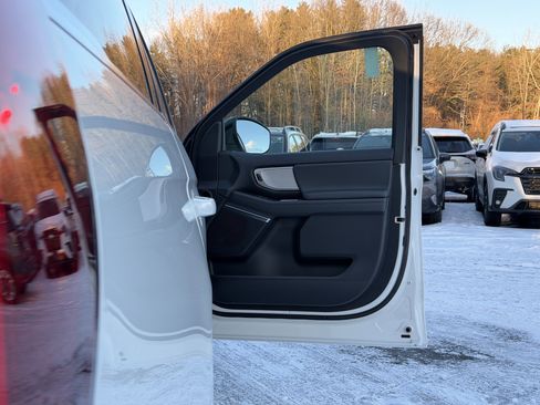 New 2026 Ford Expedition Active image 36