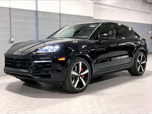 New 2026 Porsche Cayenne S image 1