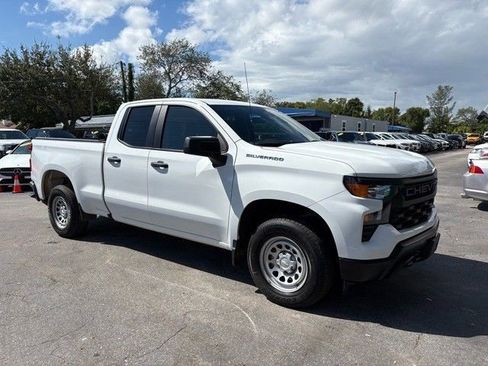 Used 2022 Chevrolet Silverado 1500 W/T w/ WT Value Package image 9