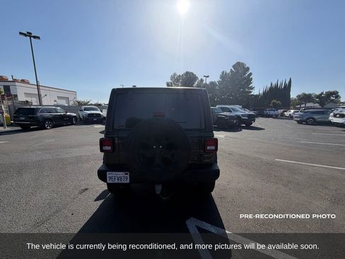 Used 2023 Jeep Wrangler Unlimited Sport AWD/4WD image 4