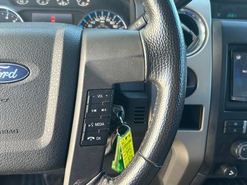 Used 2011 Ford F150 XLT w/ XLT Convenience Pkg image 32