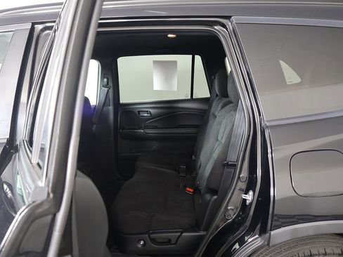 Used 2022 Honda Pilot Sport image 29