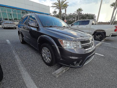 Used 2019 Dodge Journey SE w/ Premium Group FWD image 46