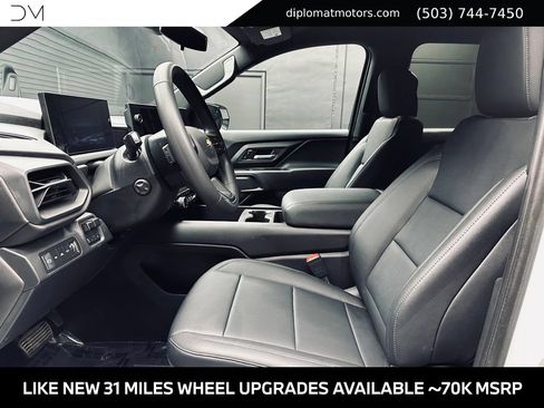 Used 2024 Chevrolet Silverado EV W/T AWD/4WD image 18