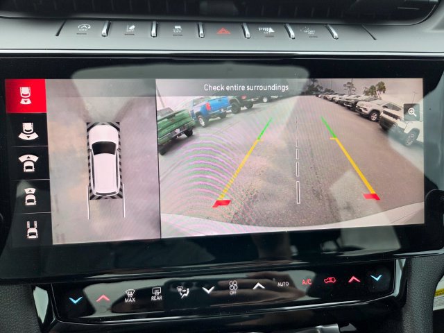 New 2026 Jeep Grand Cherokee Limited w/ Luxury Tech Group II RWD image 26