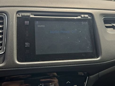 Used 2018 Honda HR-V EX image 18