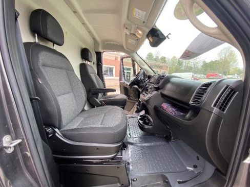 Used 2023 RAM ProMaster 2500 image 20