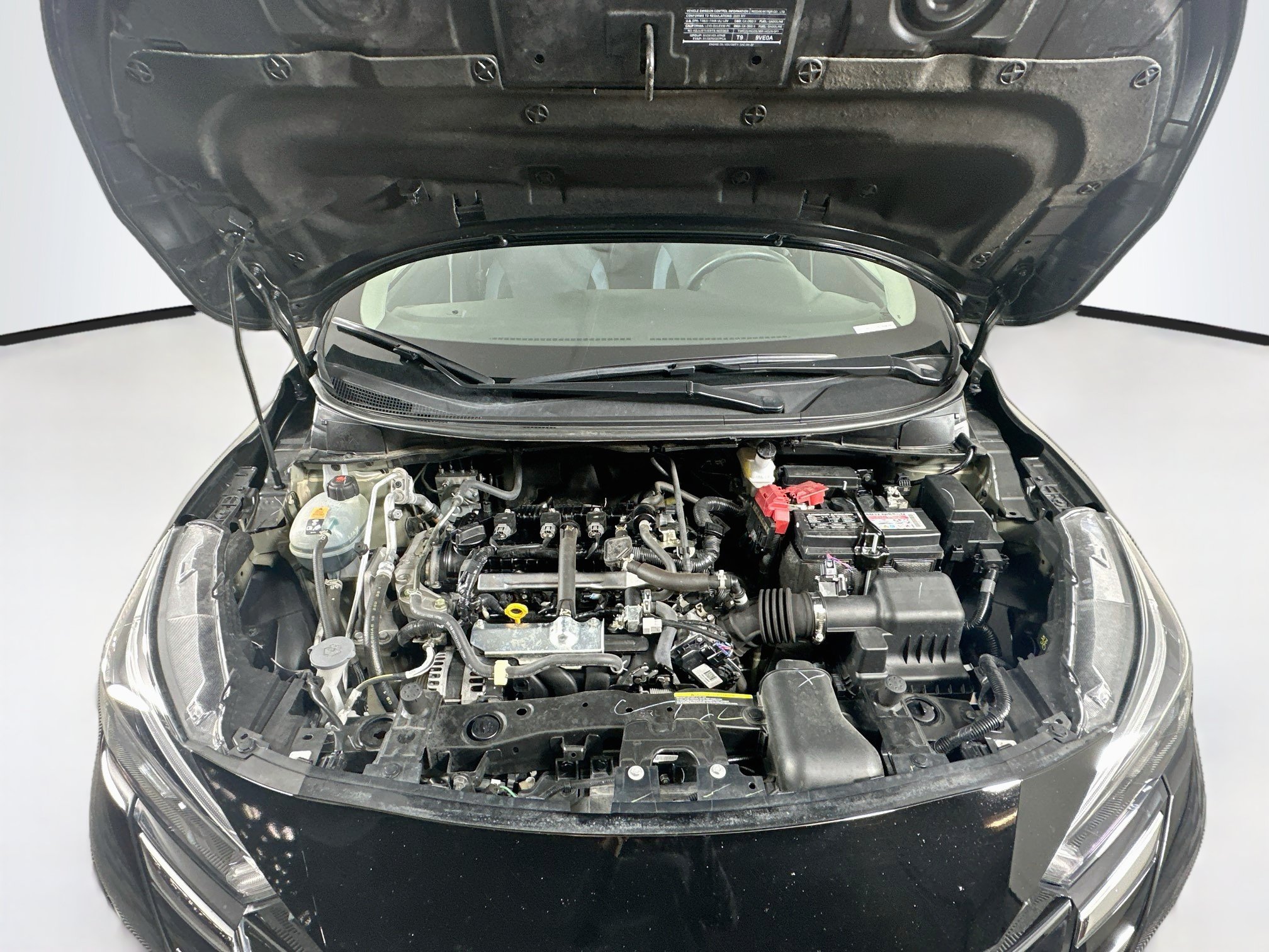 Used 2025 Nissan Versa SV FWD image 31