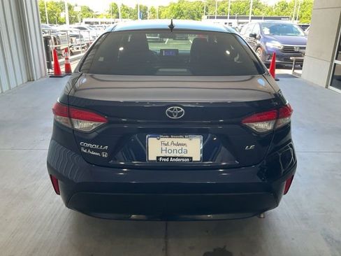 Used 2025 Toyota Corolla LE FWD image 21