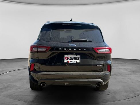 Used 2023 Ford Escape ST-Line AWD/4WD image 8