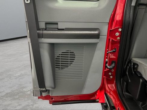 Used 2012 Ford F350 XLT w/ Snow Plow Prep Pkg image 28