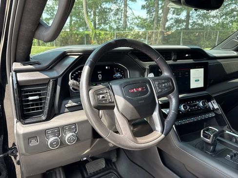 Used 2023 GMC Sierra 1500 AT4X AWD/4WD image 15