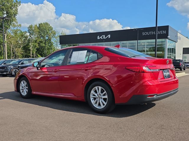 Used 2025 Toyota Camry LE FWD image 3