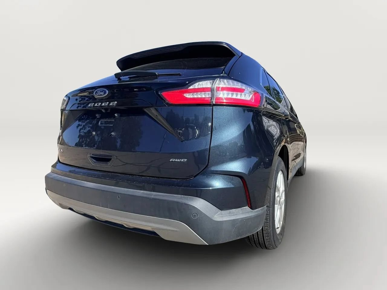 Used 2022 Ford Edge SEL w/ Convenience Package AWD/4WD image 10